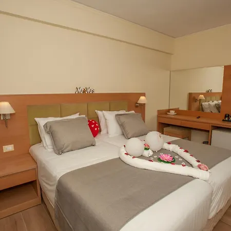 Rhodos Horizon Marina - Adults Only فندق 4*